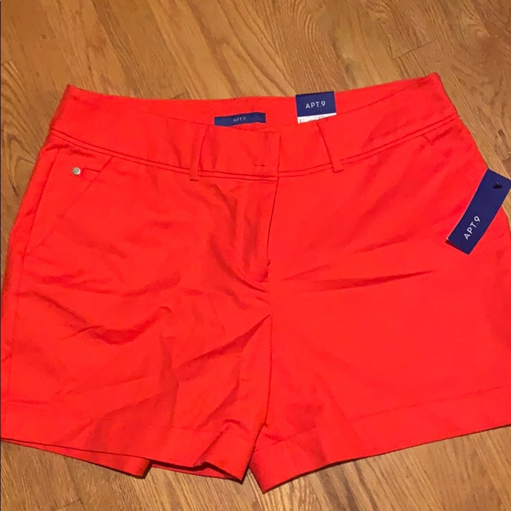 Apt 9 Fire orange short